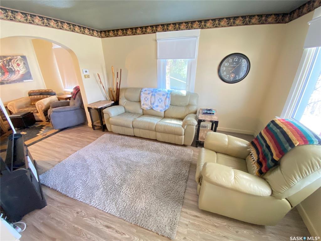 Third View of 189 Seventh Avenue N, North YO, Yorkton, Saskatchewan, S3N 0X3