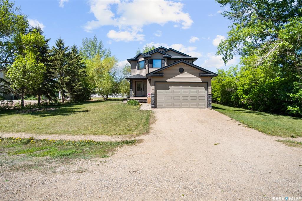 Third View of 106 2nd Avenue N, Lucky Lake, Saskatchewan, S0L 1Z0
