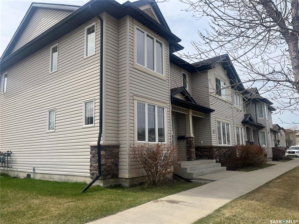 303 Slimmon Place #207, SK035643, Saskatchewan,