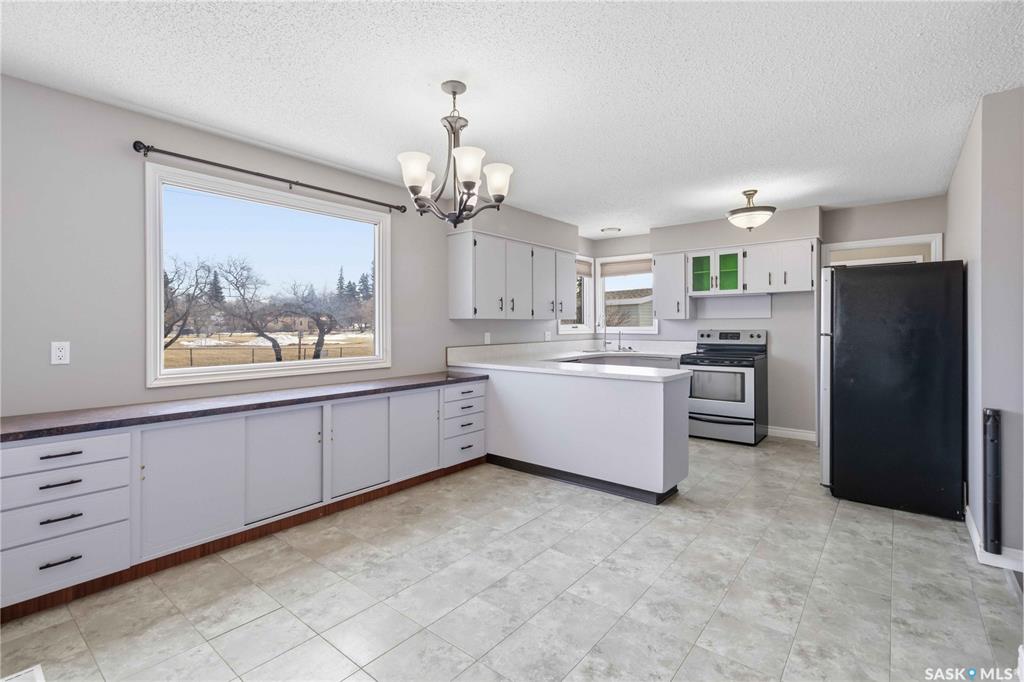 Fifth View of 8 Park Avenue, Langham, Saskatchewan, S0K 2L0