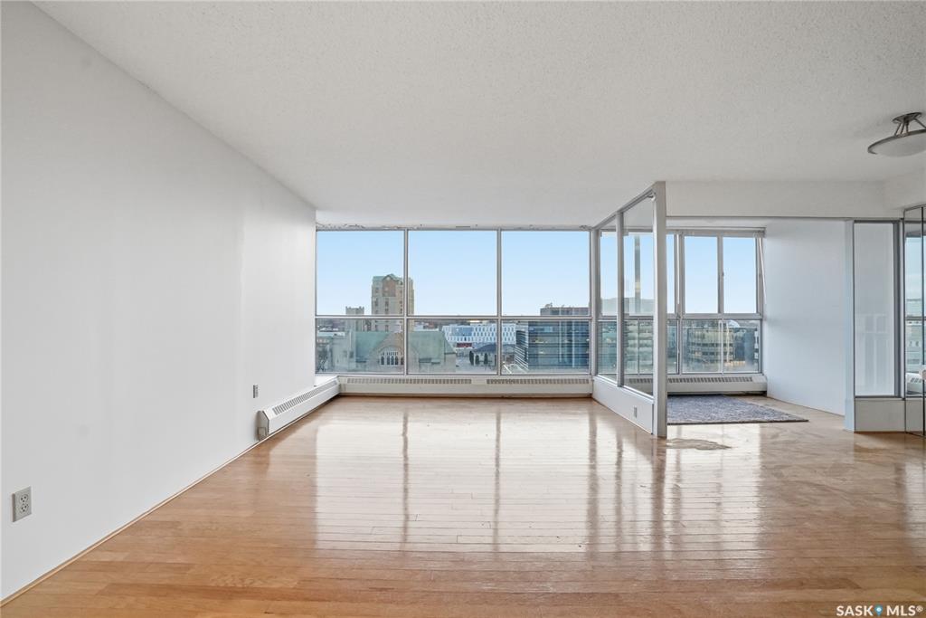 315 5th Avenue N #905, SK035672, Saskatchewan,