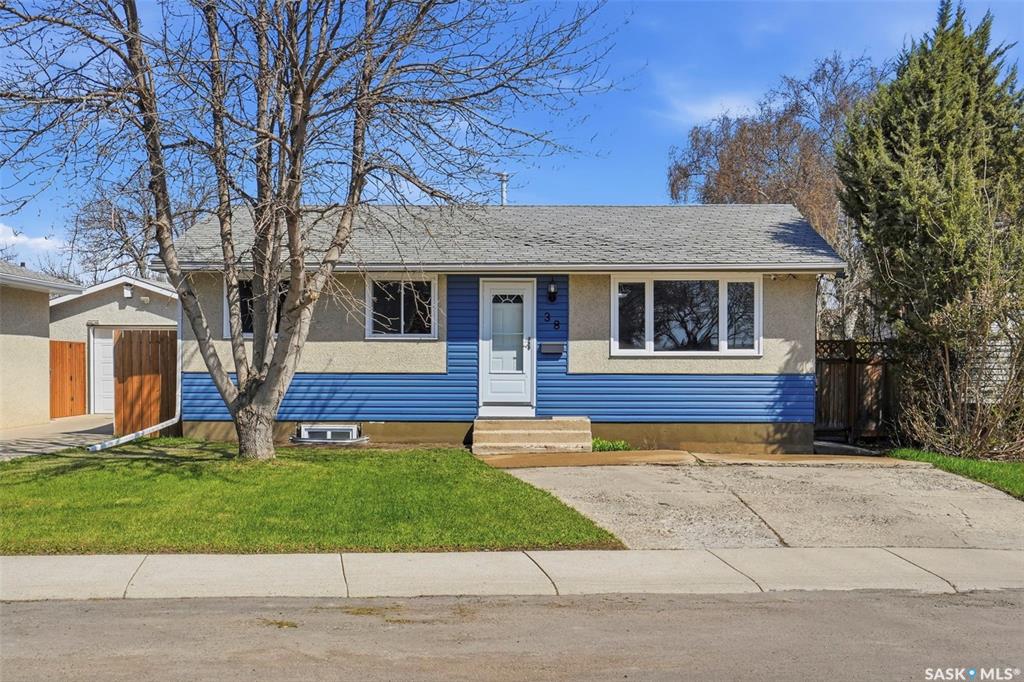 38 Cartier Crescent, SK035696, Saskatchewan,