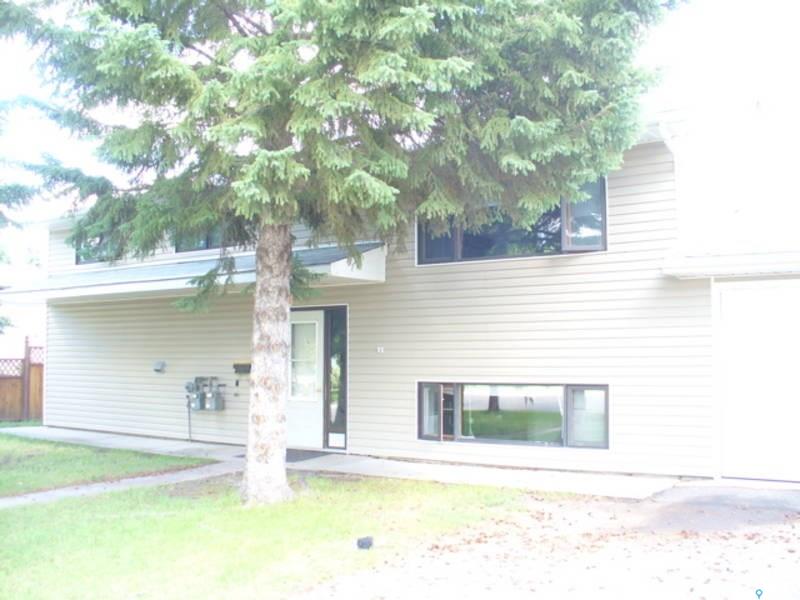81 A B Circlebrooke Drive, SK035700, Saskatchewan,