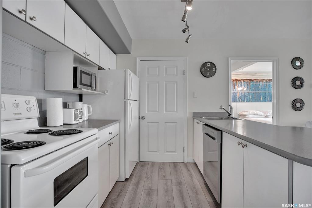 Fifth View of 120 C Avenue N #103, Caswell Hill, Saskatoon, Saskatchewan, S7L 7M3