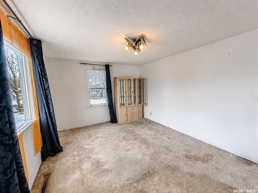 Third View of 1915 15th Street W, West Flat, Prince Albert, Saskatchewan, S6V 3V1
