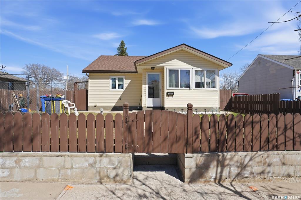 1472 103rd Street, SK035787, Saskatchewan,