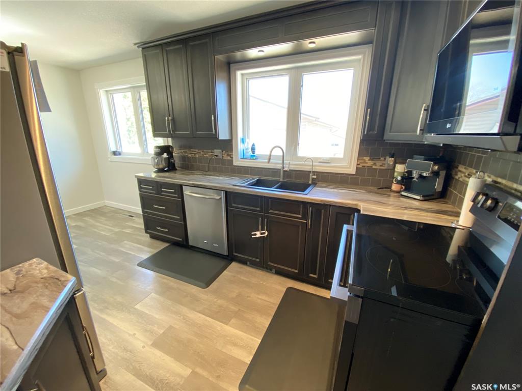 Third View of 23 Crestwood Crescent, West YO, Yorkton, Saskatchewan, S3N 2P2