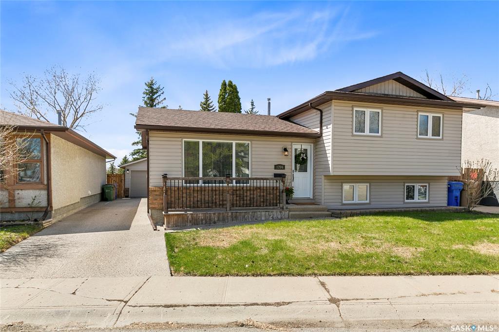 1206 Flexman Crescent N, SK035832, Saskatchewan,