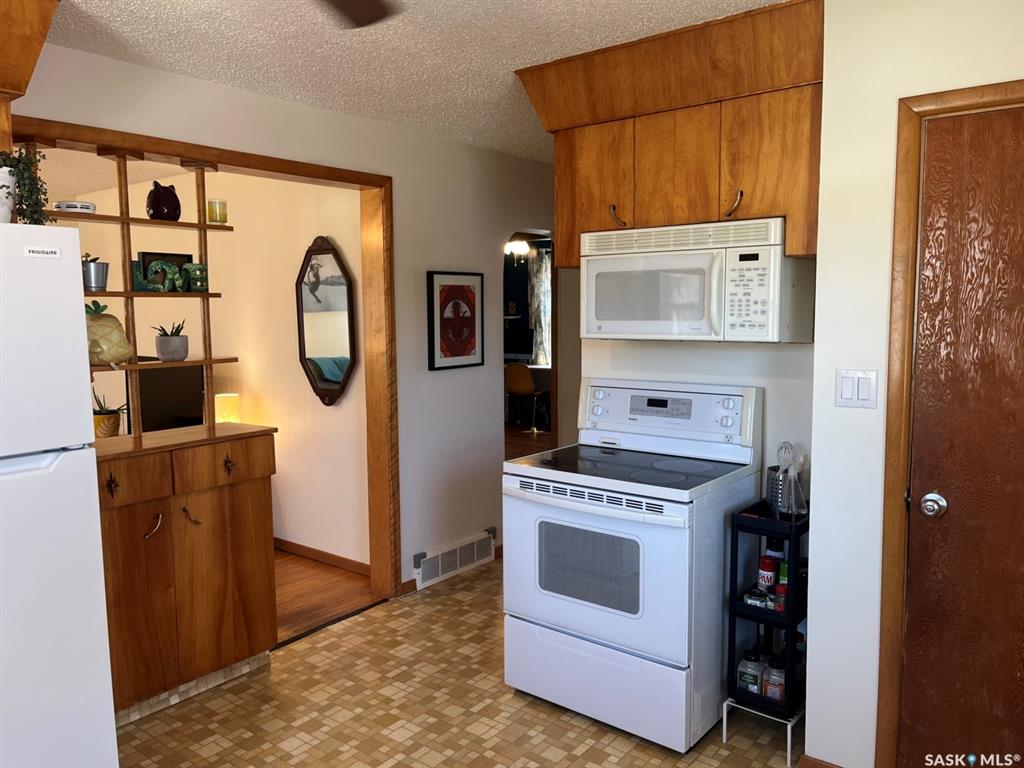 Fifth View of 507 Empress Street, North Park, Saskatoon, Saskatchewan, S7K 0Y2