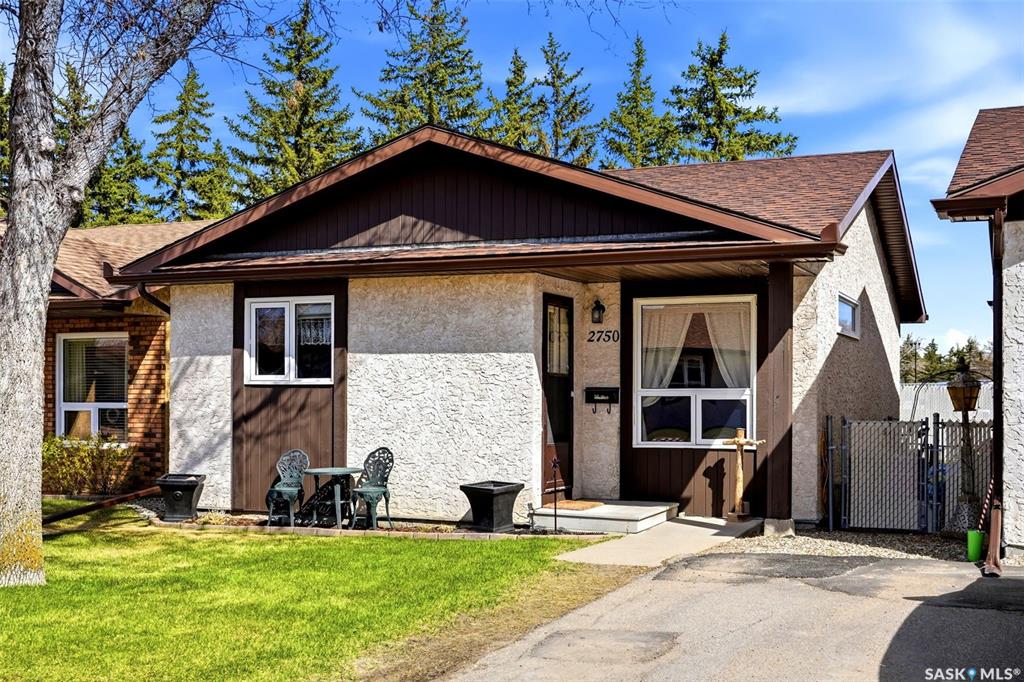 2750 Meadow Lane E, SK035851, Saskatchewan,