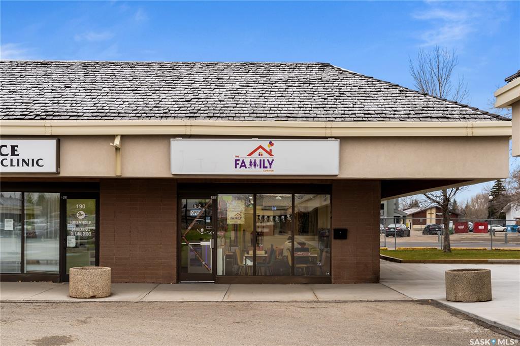 MLS® listing #SK035882 for sale located at 192 University Park Drive
