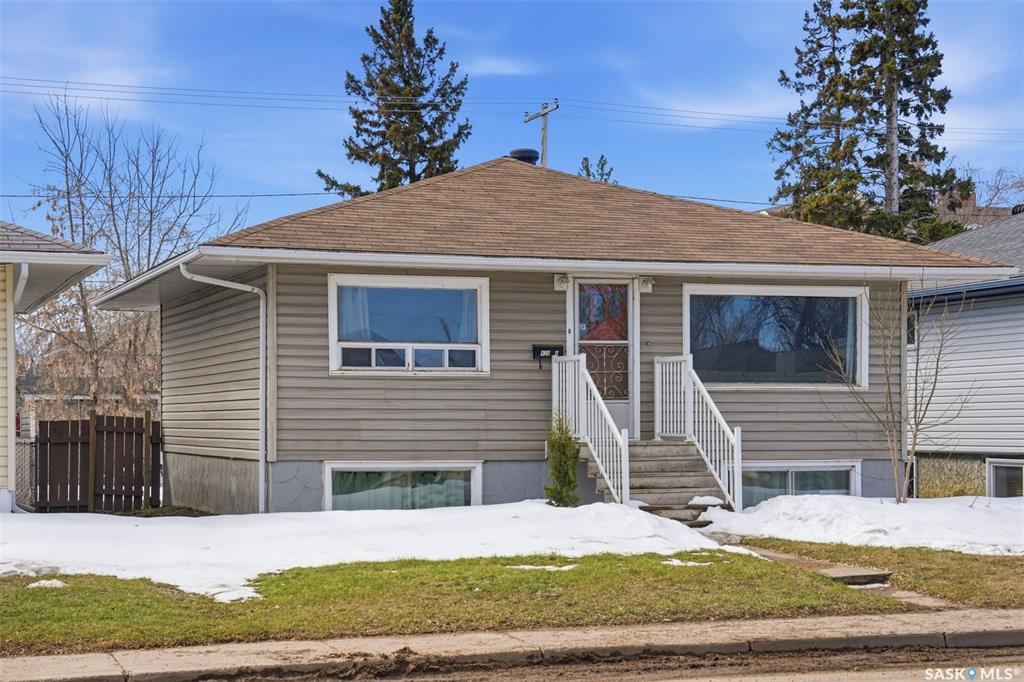 Second View of 439 22nd Street E, East Hill, Prince Albert, Saskatchewan, S6V 1V5