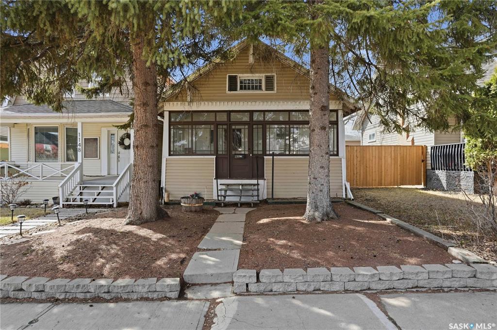 Main View of 1150 3rd Avenue Ne, Hillcrest MJ, Moose Jaw, Saskatchewan, S6H 1G1