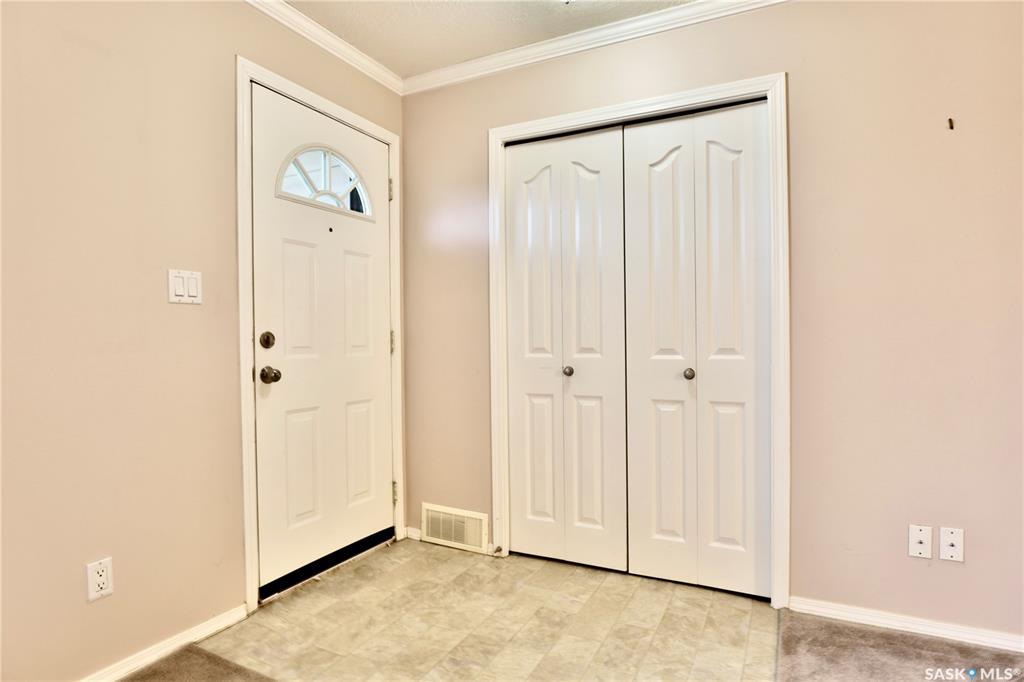 Third View of 220 Cedar Meadow Drive, Lakewood, Regina, Saskatchewan, S4X 3J6