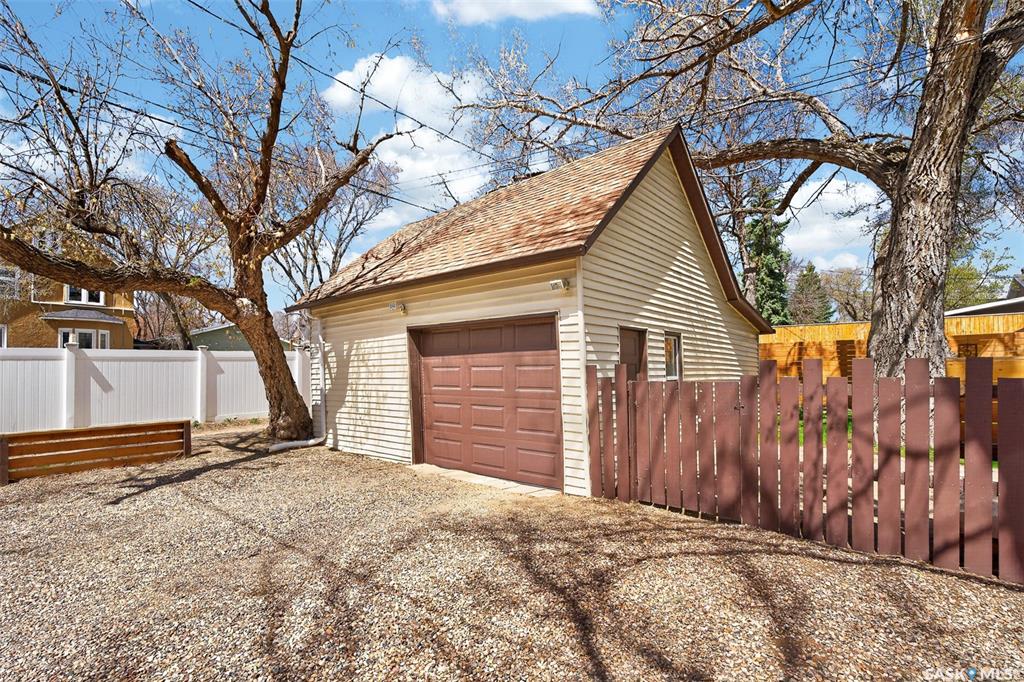 Fifth View of 1108 Redland Avenue, Central MJ, Moose Jaw, Saskatchewan, S6H 3P3
