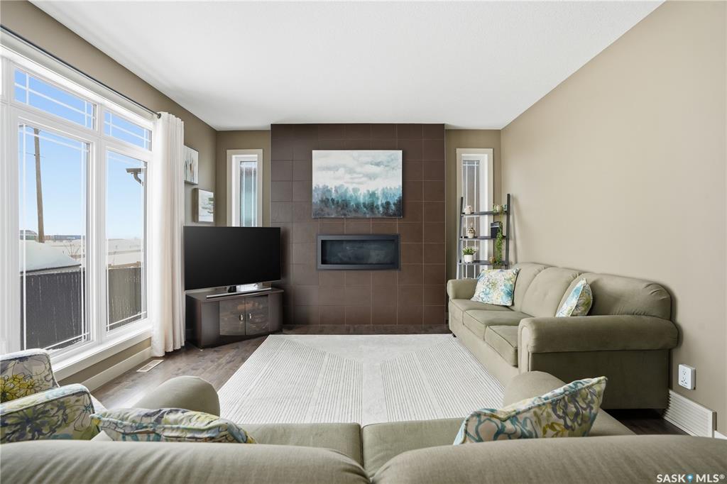 1532 Maple Hill Crescent N, SK036092, Saskatchewan,