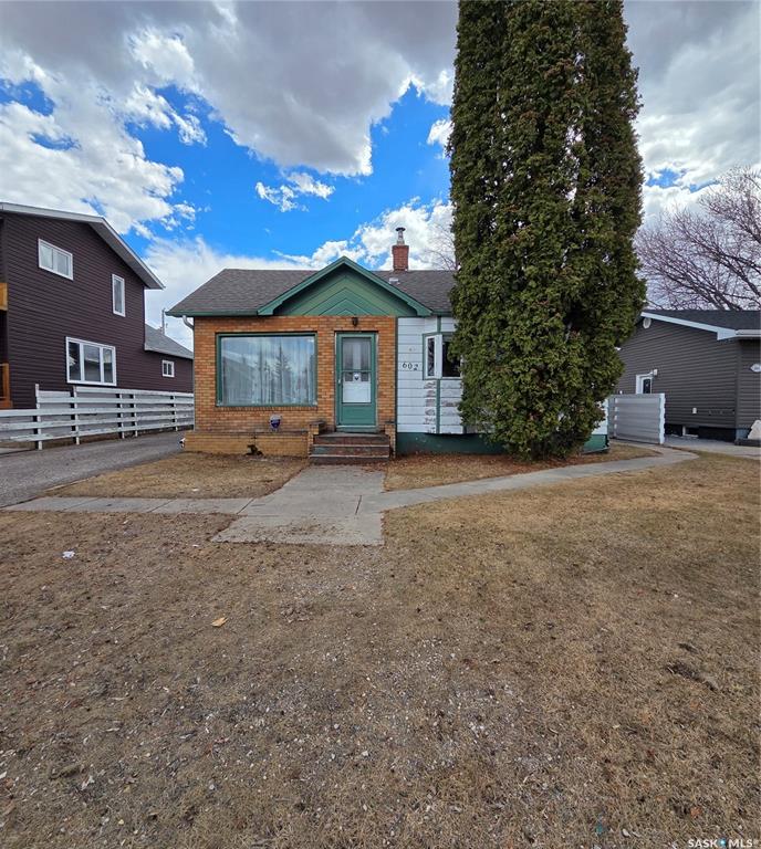 602 8th Avenue W, SK036100, Saskatchewan,