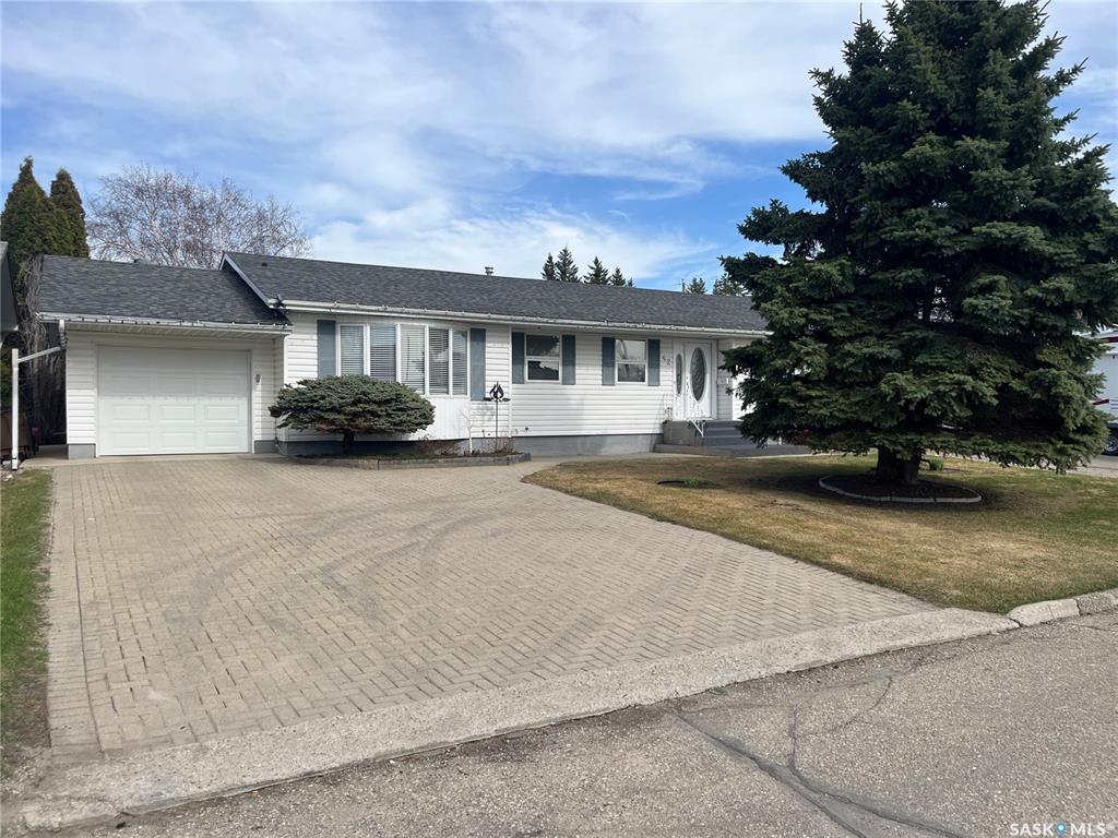 42 7th Street Ne, SK036114, Saskatchewan,