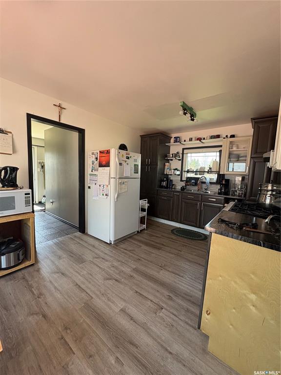 Third View of 301 8th Avenue E, Melville, Saskatchewan, S0A 2P0