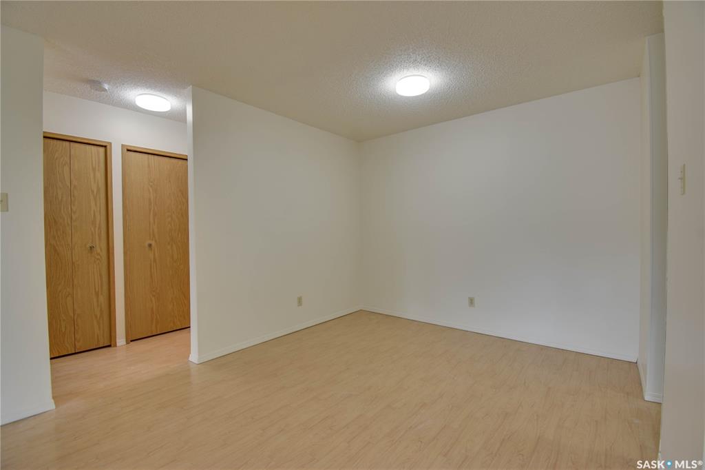 Fifth View of 375 Kingsmere Boulevard #101, Lakeview SA, Saskatoon, Saskatchewan, S7J 4J6