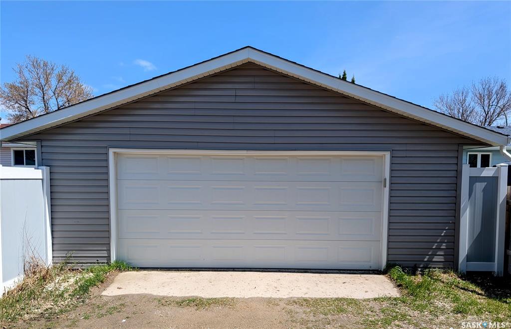 Fourth View of 110 Paynter Crescent, Normanview West, Regina, Saskatchewan, S4X 1H6