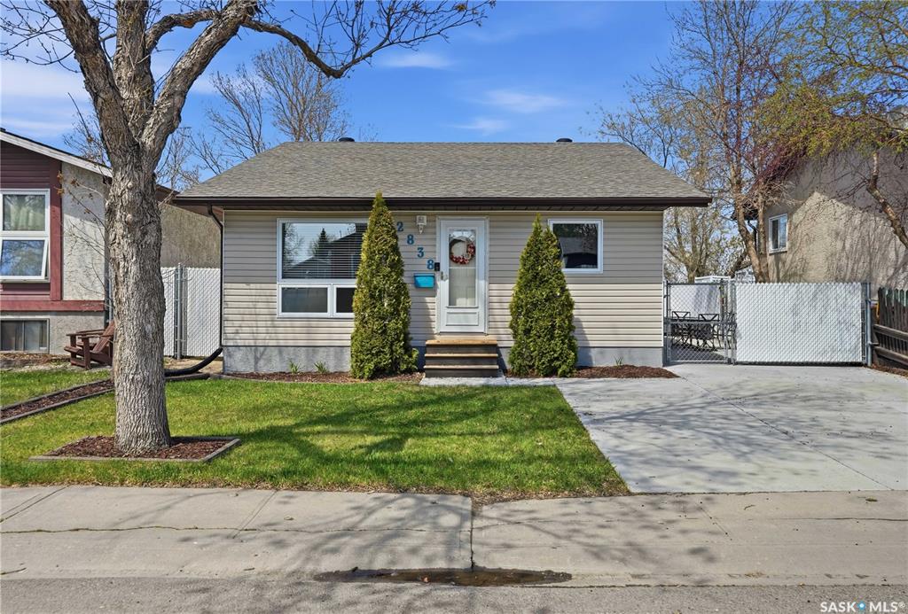 2838 Hartmann Crescent E, SK036357, Saskatchewan,