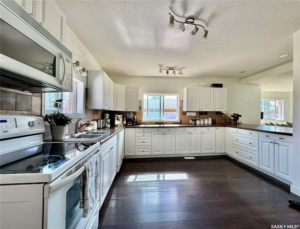 Fourth View of 130 5th Street, Bredenbury, Saskatchewan, S0A 0H0