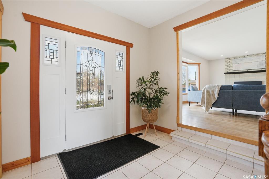 Second View of 206 La Loche Terrace, Lawson Heights, Saskatoon, Saskatchewan, S7K 4R9