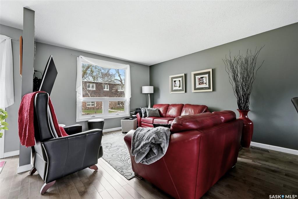 Fourth View of 35 Spruceview Road, Uplands, Regina, Saskatchewan, S4R 0E1
