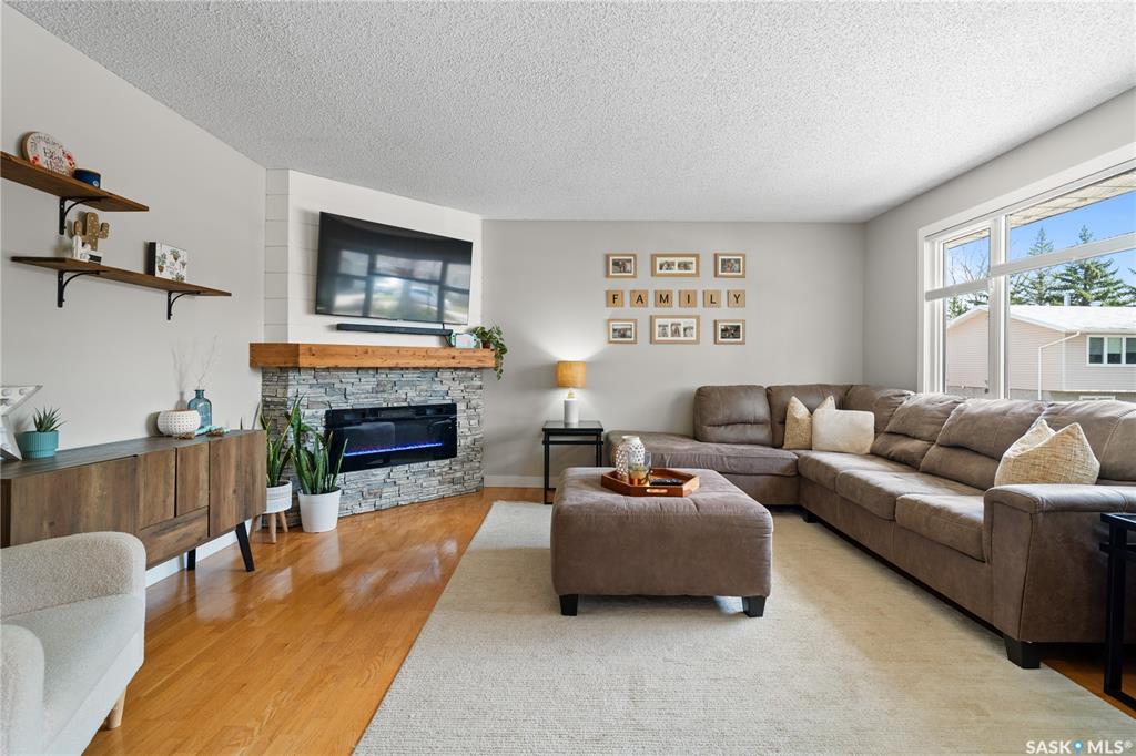 Fifth View of 35 Symons Place, Sherwood Estates, Regina, Saskatchewan, S4X 1M7