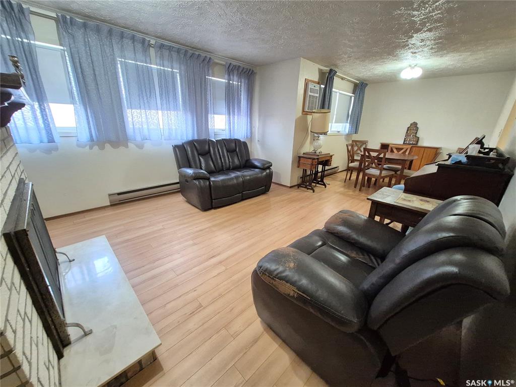 Fifth View of 228 3rd Street #16, Weyburn, Saskatchewan, S4H 0W6