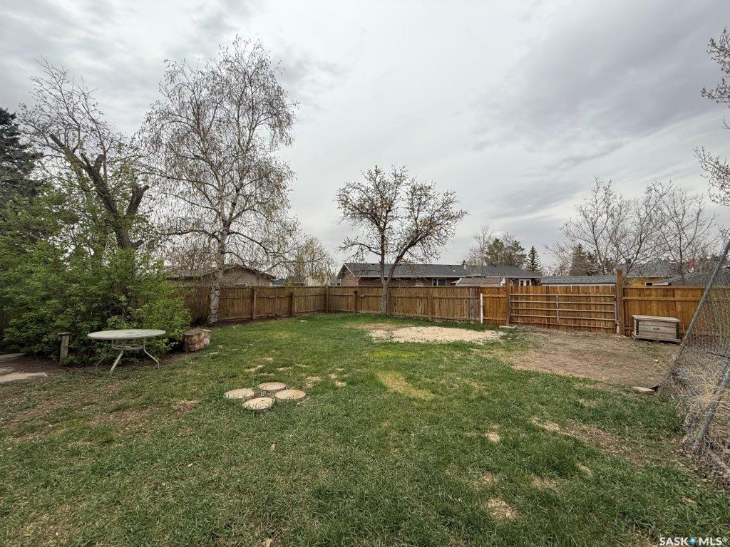 Fourth View of 12 Queen Drive, Kindersley, Saskatchewan, S0L 1S0