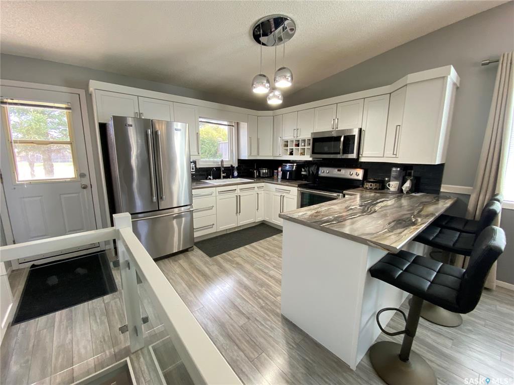 Second View of 68 Fenson Crescent, Heritage Heights, Yorkton, Saskatchewan, S3N 3S5