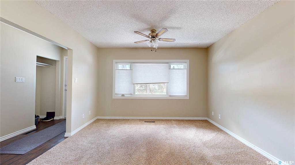 Fourth View of 5445 4th Avenue, Rosemont, Regina, Saskatchewan, S4T 0J8