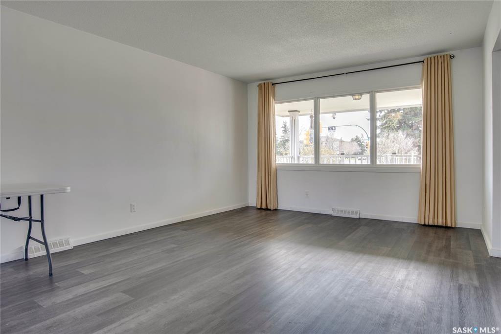 Fourth View of 3017 Taylor Street E, Brevoort Park, Saskatoon, Saskatchewan, S7H 1X4