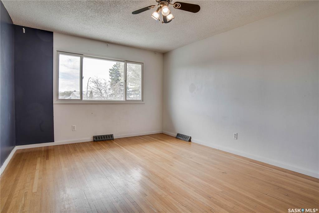 Fifth View of 3017 Taylor Street E, Brevoort Park, Saskatoon, Saskatchewan, S7H 1X4