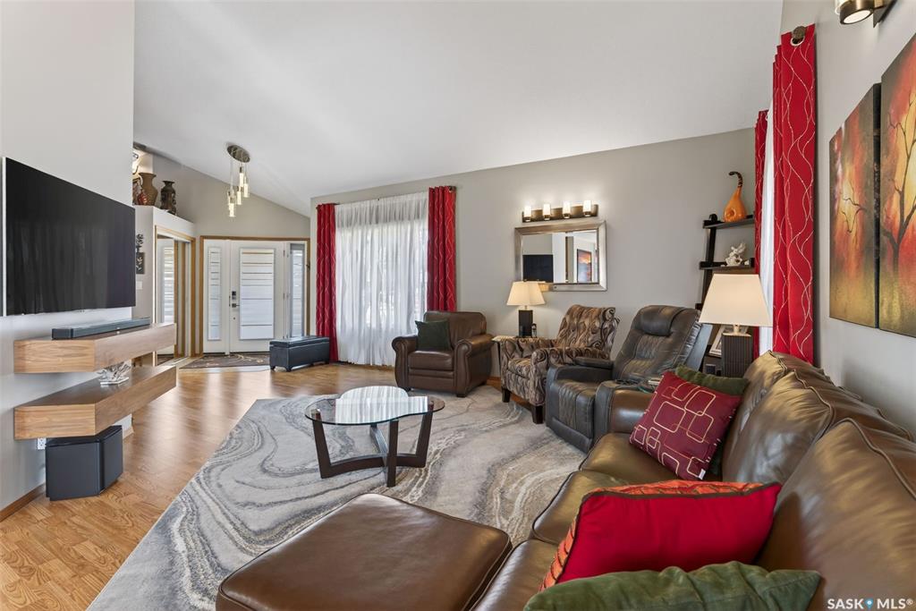 Fifth View of 930 9th Street, Humboldt, Saskatchewan, S0K 2A0
