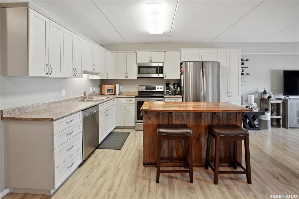 Fourth View of 2426 Buhler Avenue #305, Fairview Heights, North Battleford, Saskatchewan, S9A 1R5