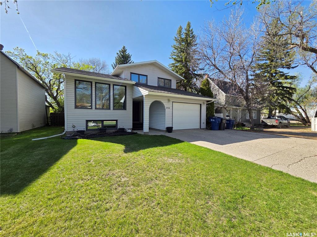 Fourth View of 204 1st Street E, Carlyle, Saskatchewan, S0C 0R0