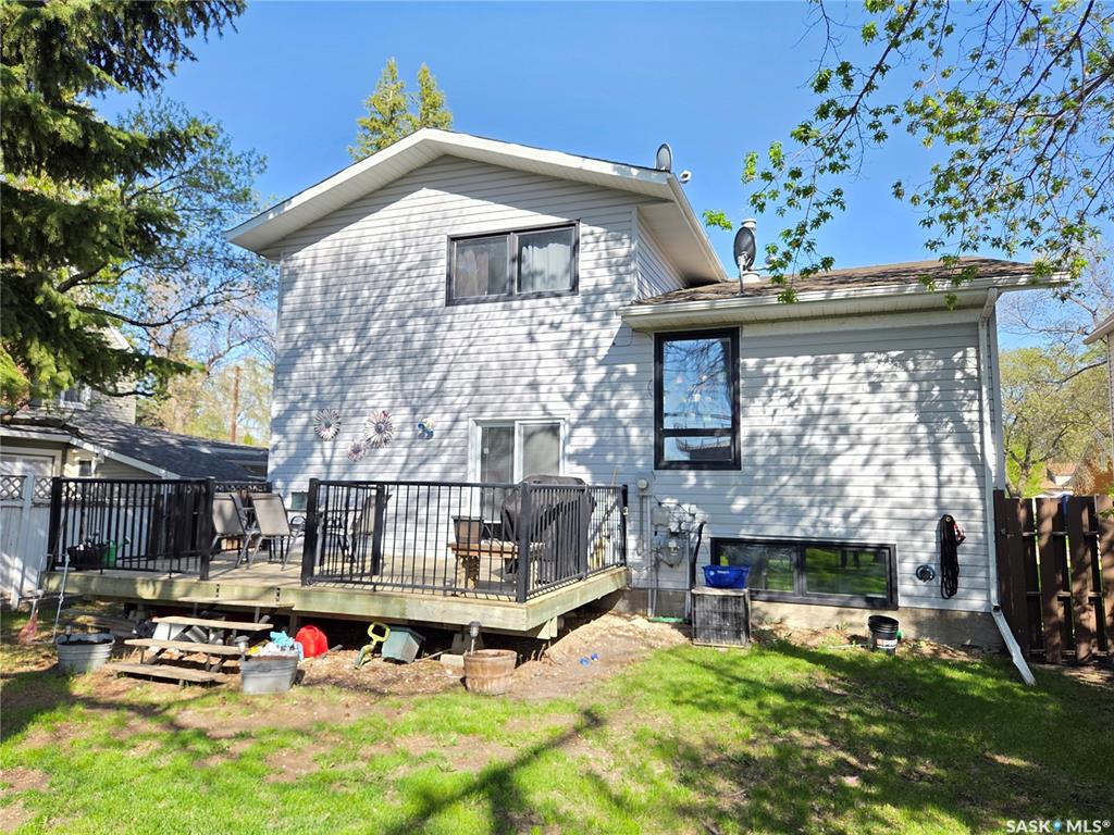 Fifth View of 204 1st Street E, Carlyle, Saskatchewan, S0C 0R0