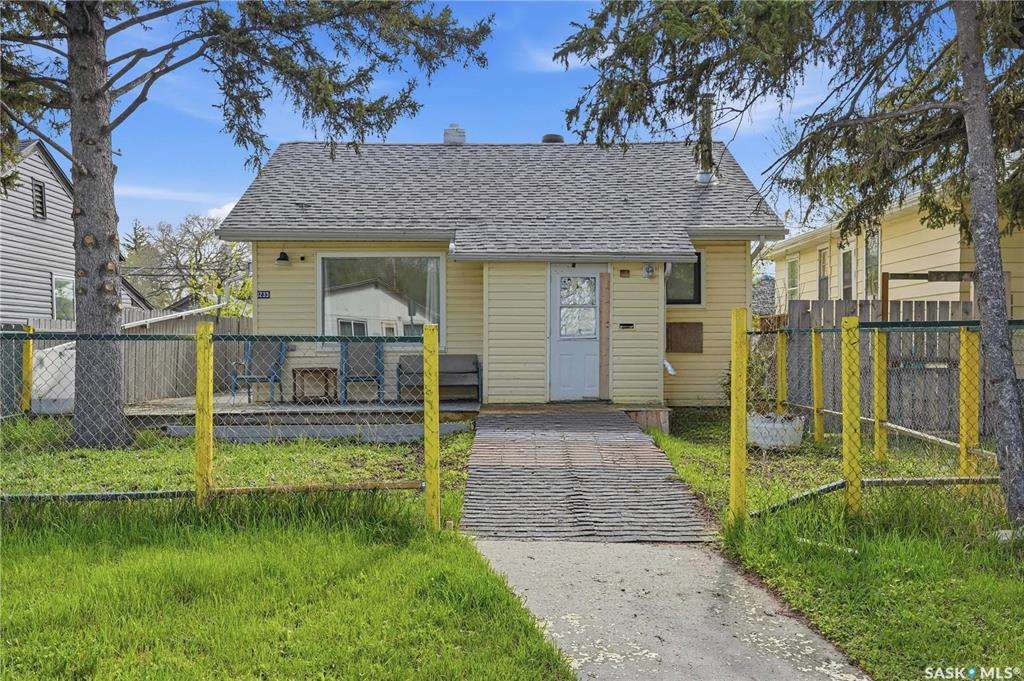 1233 Queen Street, SK036903, Saskatchewan,