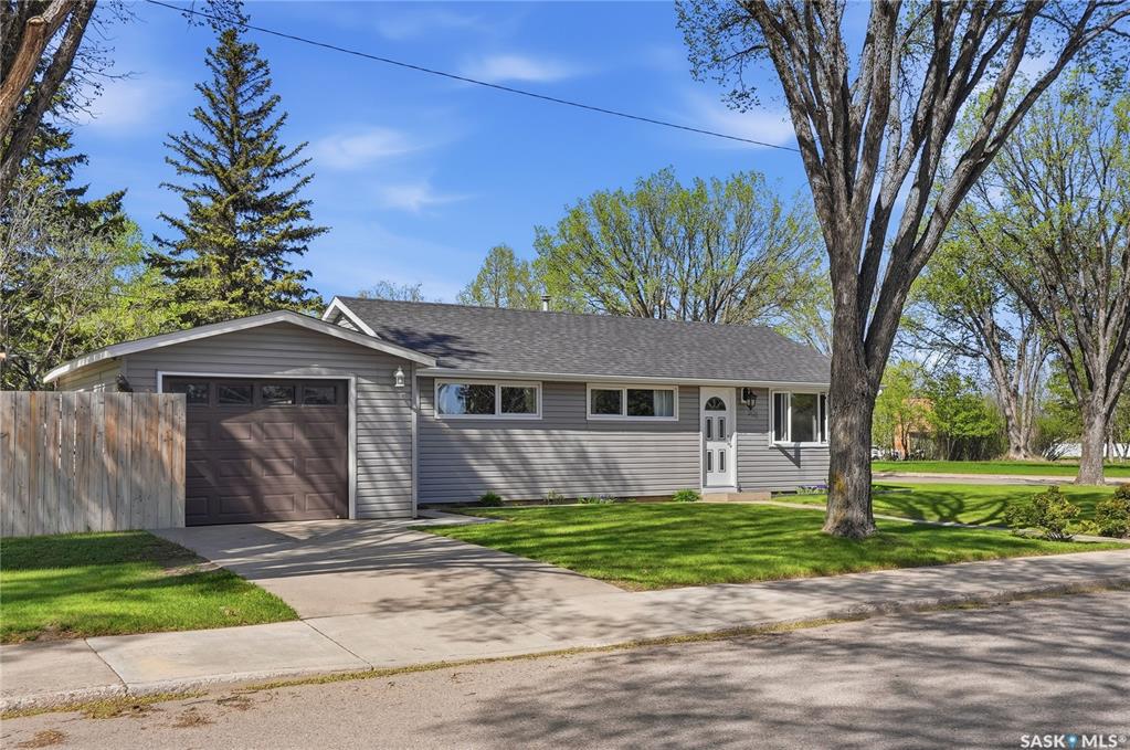 901 R Avenue N, SK037089, Saskatchewan,