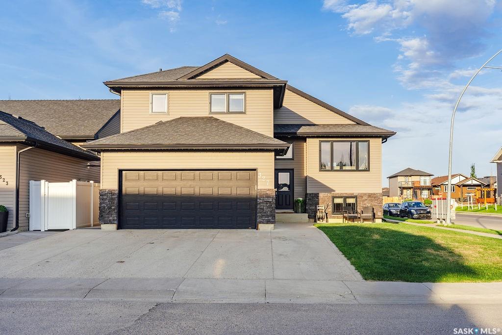 327 Roy Crescent, SK037185, Saskatchewan,