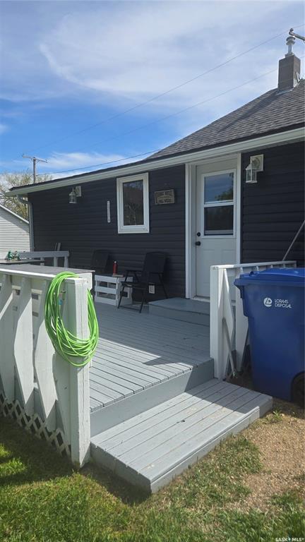Fifth View of 716 Walsh Avenue, Oxbow, Saskatchewan, S0C 2B0