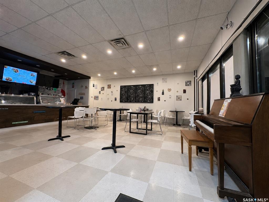 Second View of 251 Albert Street, Cityview, Regina, Saskatchewan, S4R 2N5