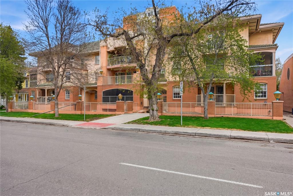 MLS® listing #SK037315 for sale located at 2315 Cornwall Street #206