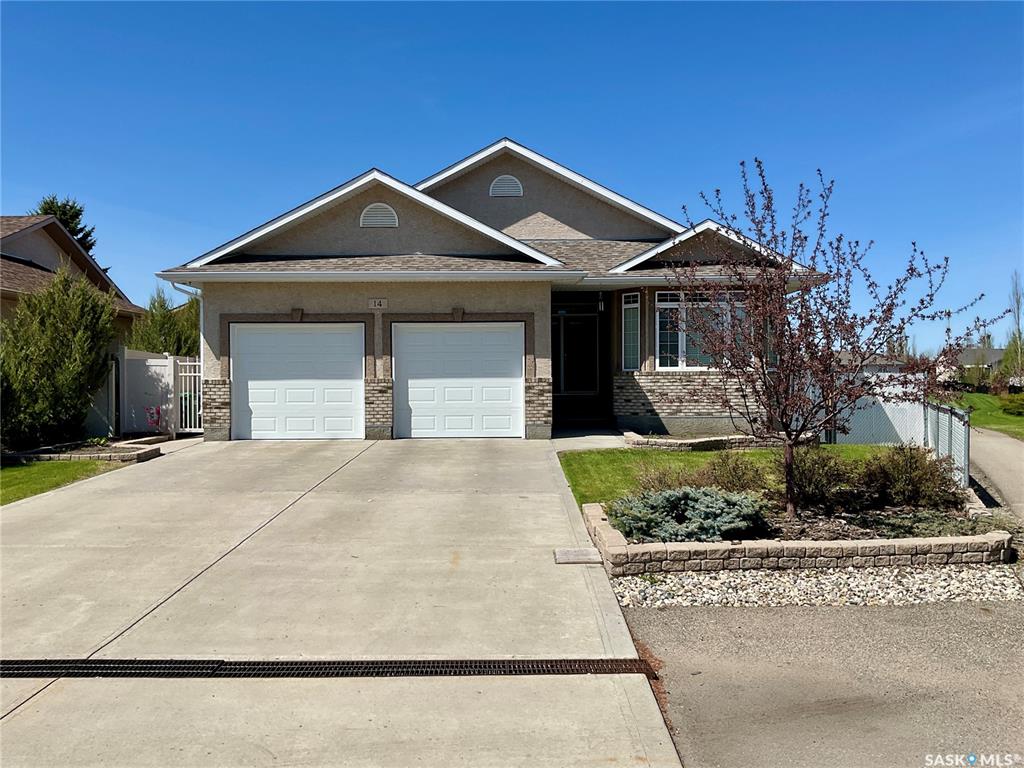 MLS® listing #SK037316 for sale located at 14 Woods Crescent