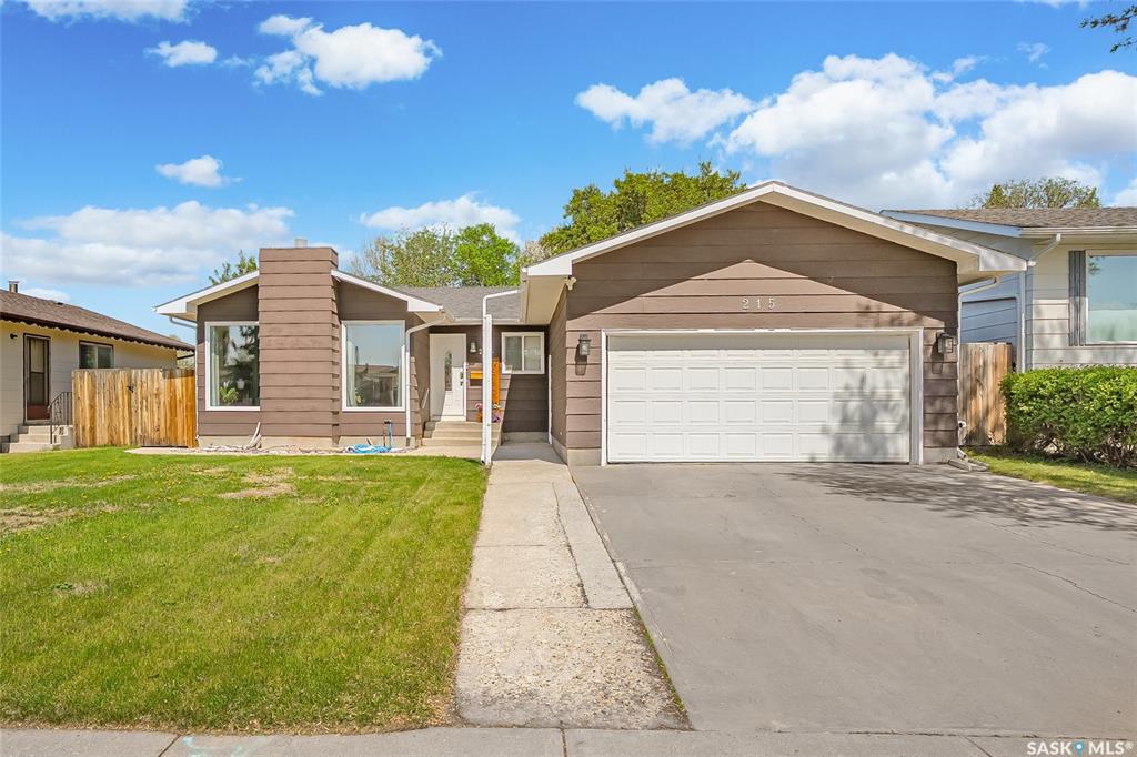 215 Neatby Crescent, SK037404, Saskatchewan,