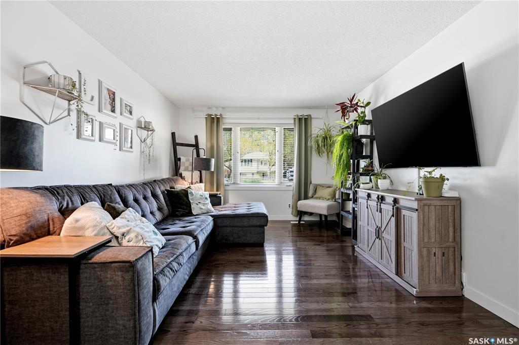 Second View of 267 Upland Drive, Uplands, Regina, Saskatchewan, S4R 5H5
