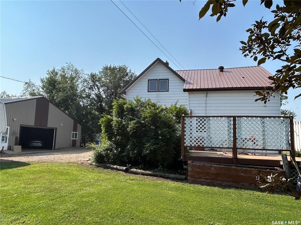 Second View of 301 Tavistock Avenue, Torquay, Saskatchewan, S0C 2L0